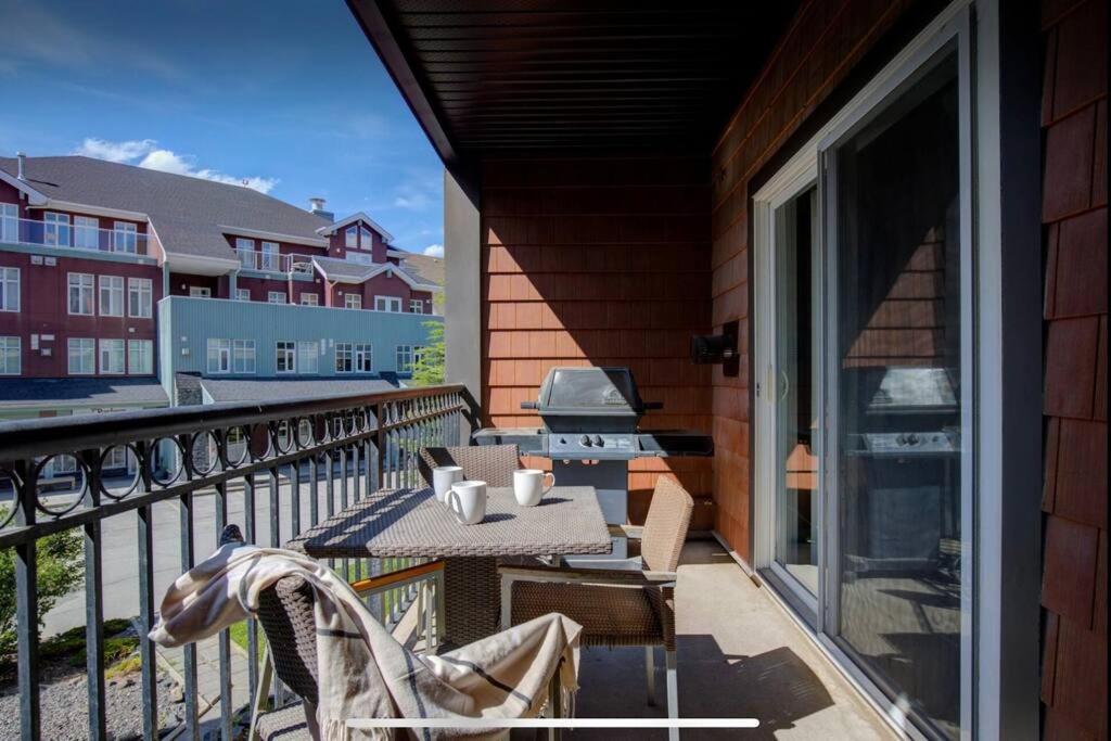 Cozy One Bedroom Condo With Indoor Pool And Hottub Canmore Extérieur photo